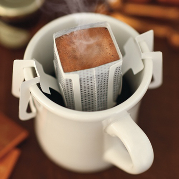 味の素AGF ブレンディ レギュラーコーヒー ドリップパック キリマンジャロブレンド 1セット(200袋:100袋×2箱)