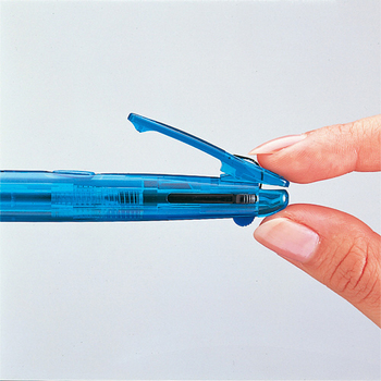 ゼブラ 3色油性ボールペン クリップ-オンG 3C 0.7mm (軸色:透明) B3A3-C 1本