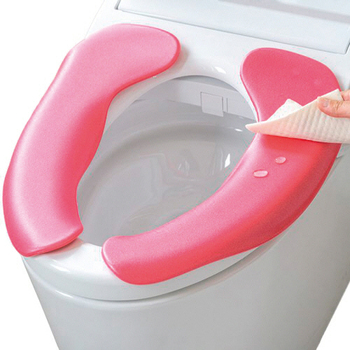 オカ 拭けるらくらく便座クッション ベージュ 1個